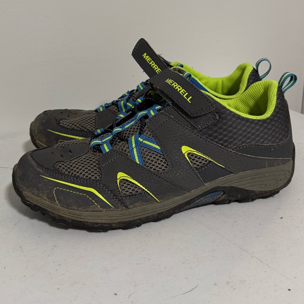 Merrell Boys Trail Chaser Gray & Lime Trail Shoe Sneaker Size 6.5M